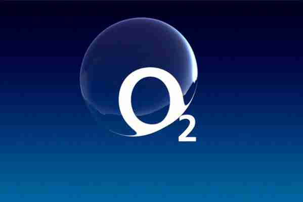 O2 za prodloužení licence zaplatilo víc